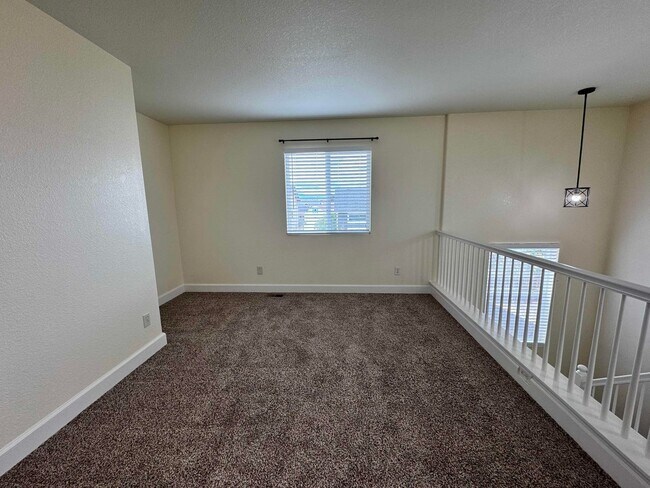 Building Photo - 1832 Riverwalk Pkwy