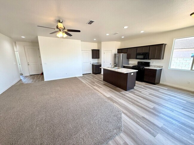Building Photo - Beautiful New Construction 3 Bedroom Home ...