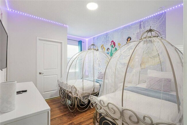 Building Photo - 2689 Calistoga Ave