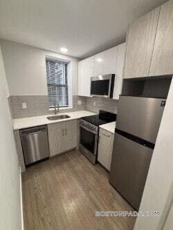 Building Photo - 19 Peterborough St