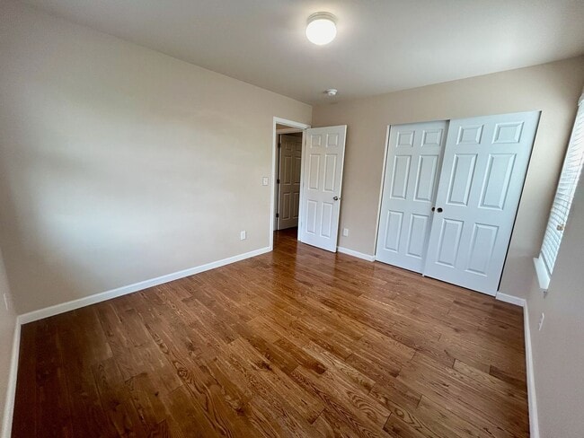 Building Photo - Redmond Ridge Home