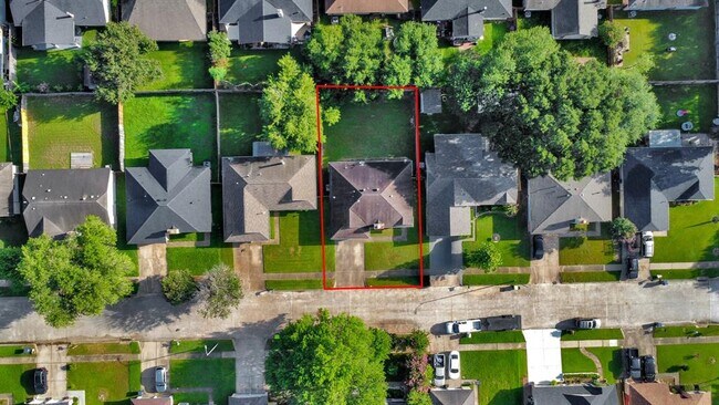 Building Photo - 20214 Apache Gardens Ln