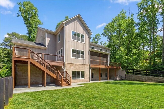 Building Photo - 15448 Hopewell Rd
