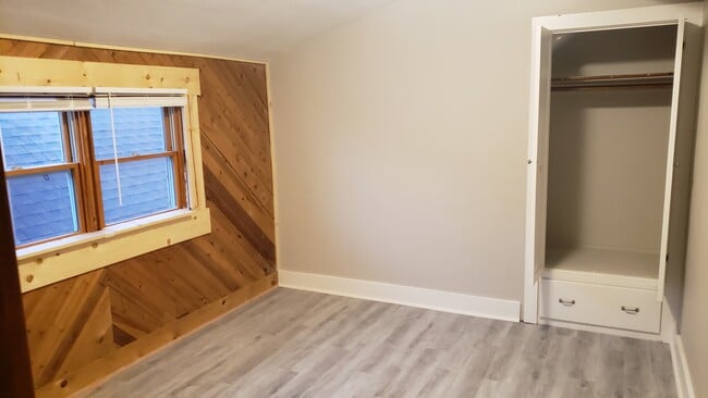 Building Photo - 3407 S 12th St