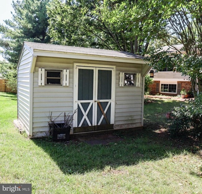 Building Photo - 3006 Summershade Ct