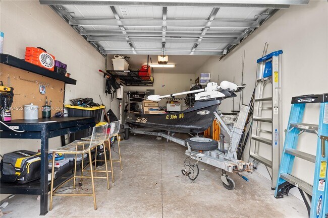 Building Photo - 1030 Eucalyptus Dr