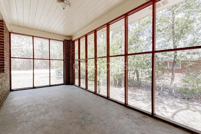 Building Photo - 1816 Leesburg Rd