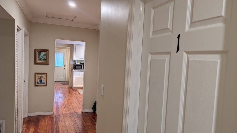 room 1 - 2255 1st Ave N