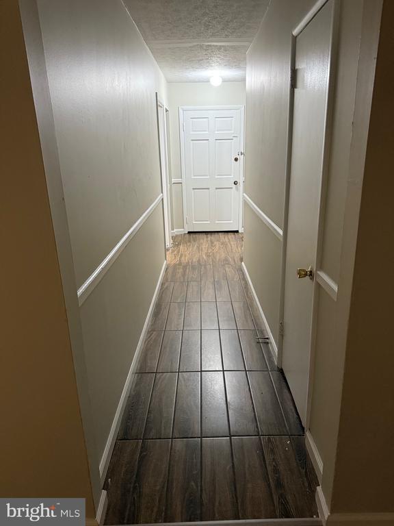 Building Photo - 1111 Allen Dr