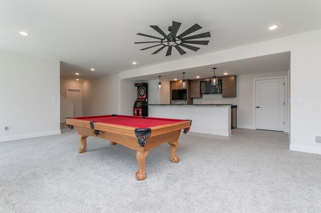 Building Photo - Luxury Breckenridge Park Home
