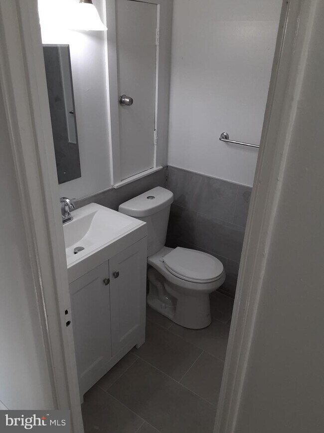 Building Photo - 7200 Crittenden St