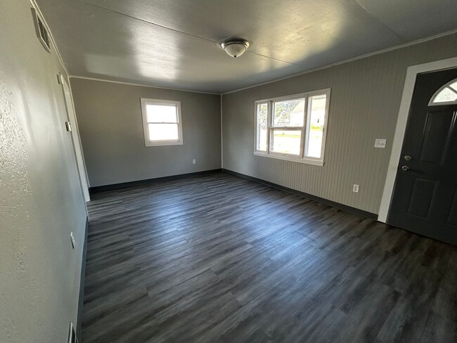 Building Photo - 3BR NE Canton Ranch Home for Rent