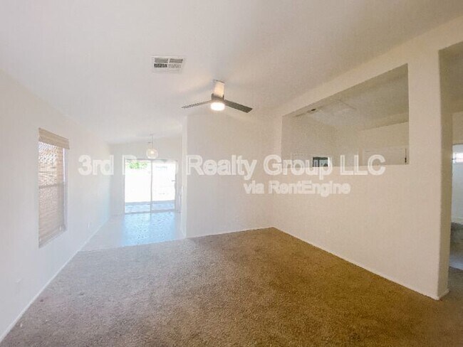 Building Photo - 14888 W Acapulco Ln