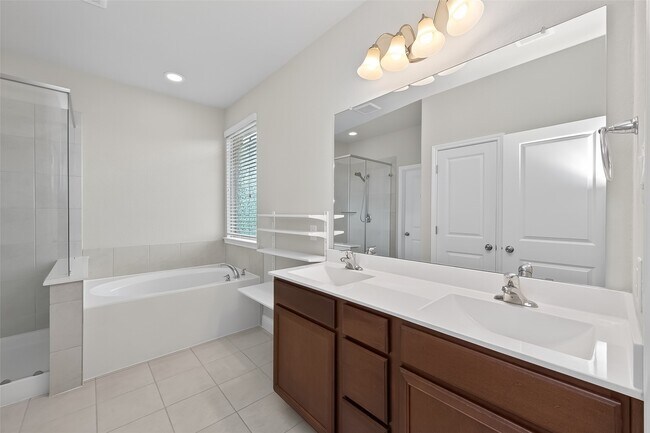 Building Photo - 9914 Deborah Colony Ln