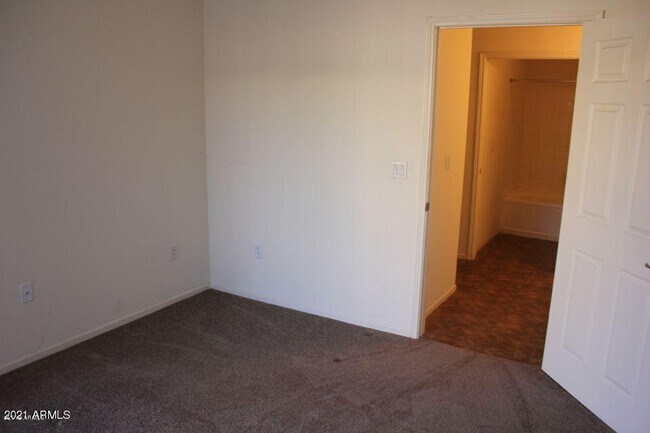 Building Photo - 7009 E Acoma Dr