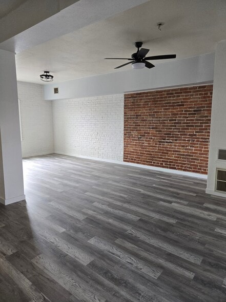 Building Photo - 109 N Kimball Ave