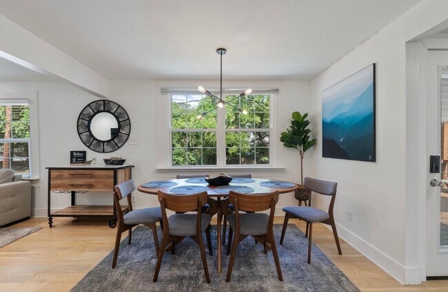 Building Photo - 5521 J St