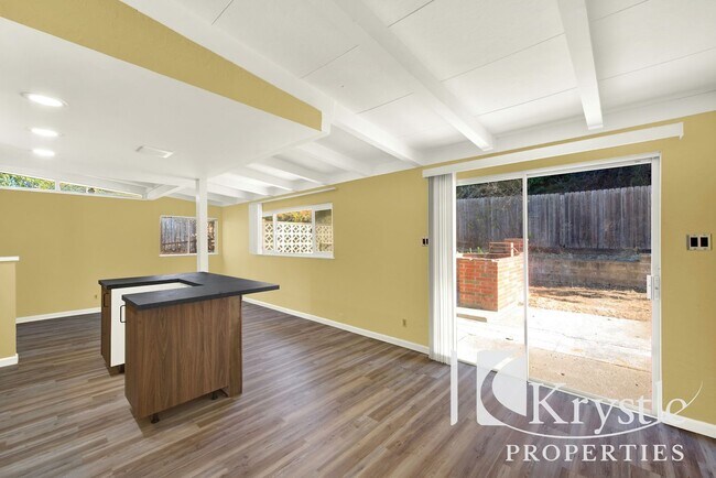Building Photo - Updated Vallejo Home with Large Yard and 2-Car Garage