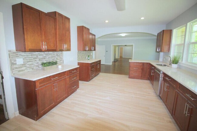 Primary Photo - 174 Arlington Road