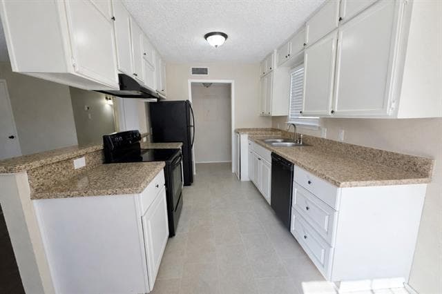 Building Photo - 620 Race St