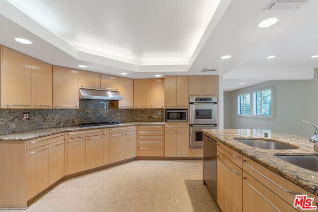 Building Photo - 23454 Park Hermosa
