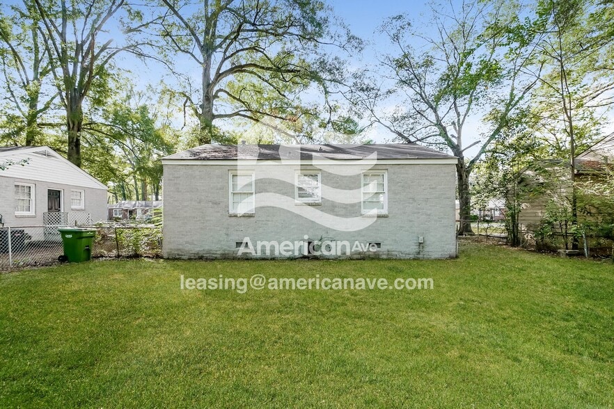 Building Photo - 2434 Pye Ave