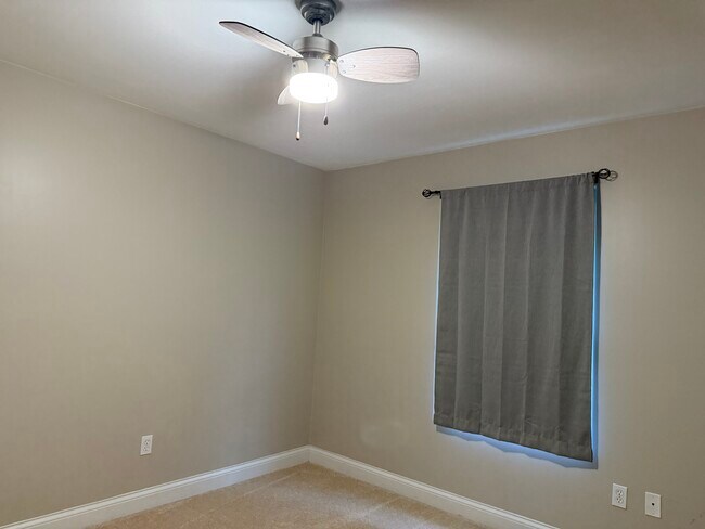 Building Photo - 1202 Griffin Lake Ave