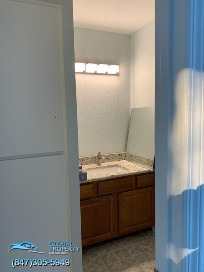 Building Photo - 886 Wading Bird Rd