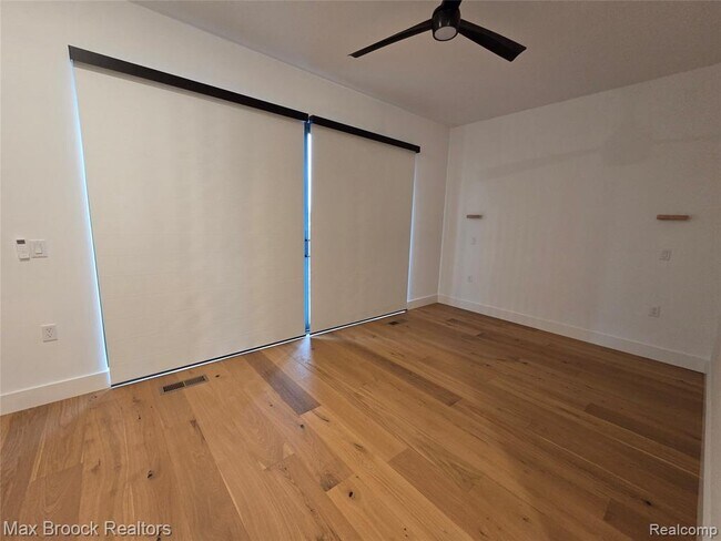 Building Photo - 1640 Bagley St