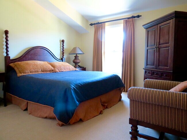 Building Photo - 955 Registry Blvd