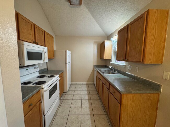 Building Photo - 3-Bedroom House for Rent in Killeen