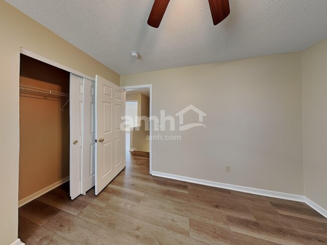 Building Photo - 6297 Satin Wood Dr