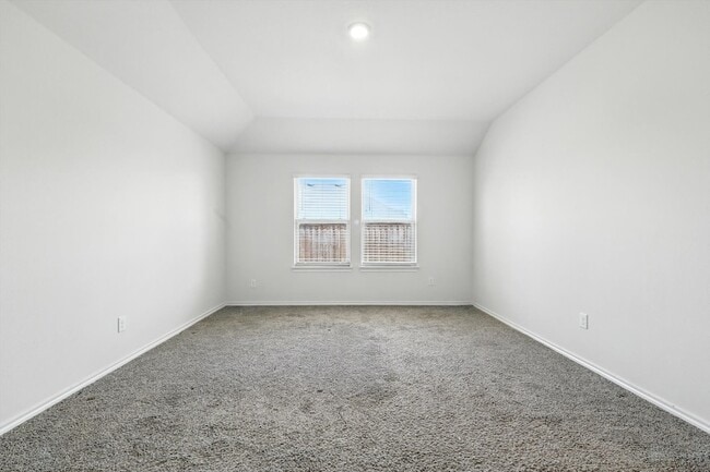 Building Photo - 11112 W Pond Dr