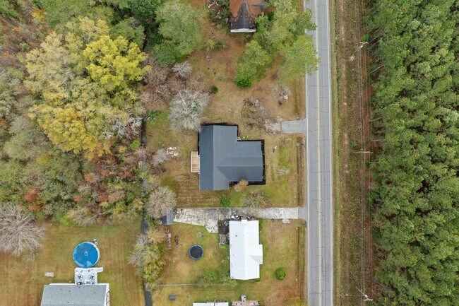 Building Photo - 2730 Cultra Rd