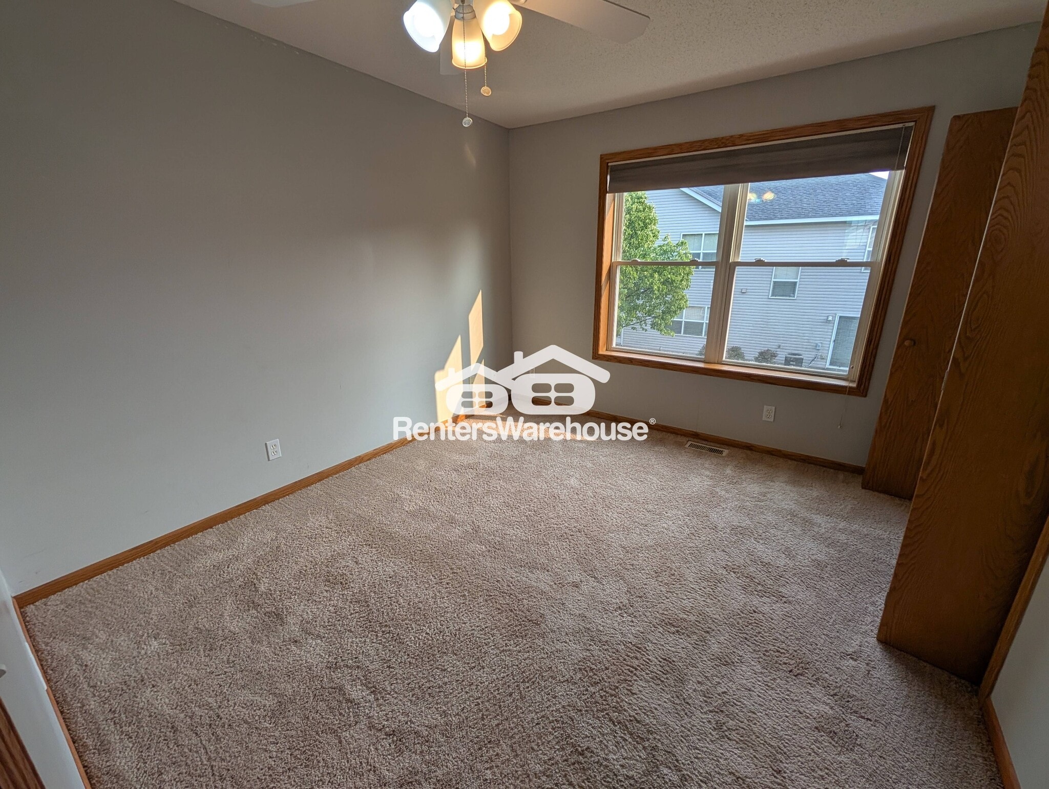 Building Photo - 10549 64th Way NE