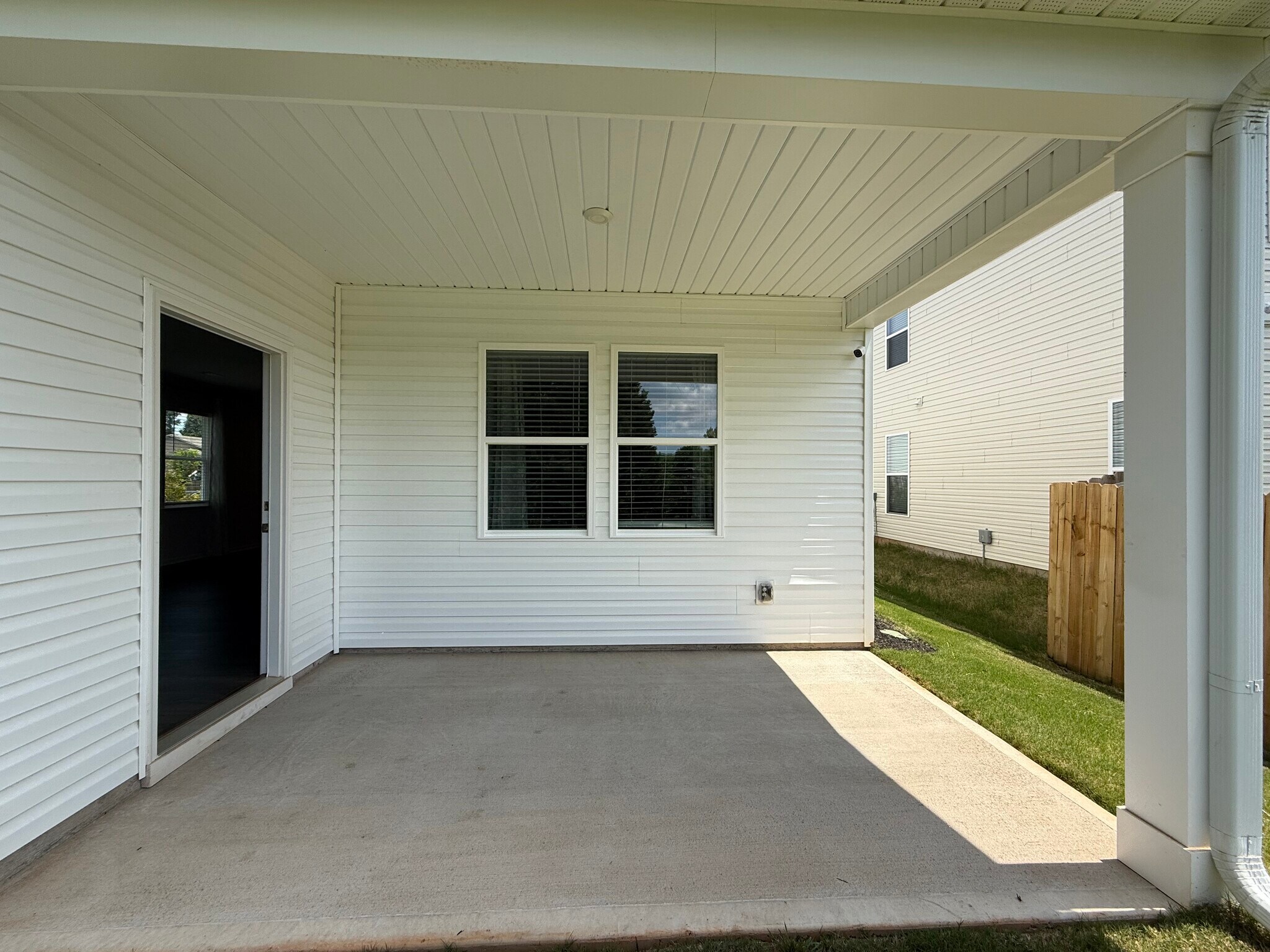 Back Patio - 3020 Hillgate Trl