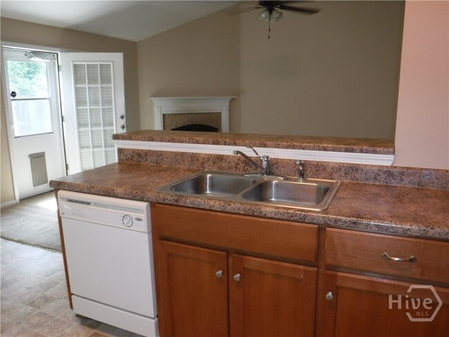 Building Photo - 86 Carlisle Ln