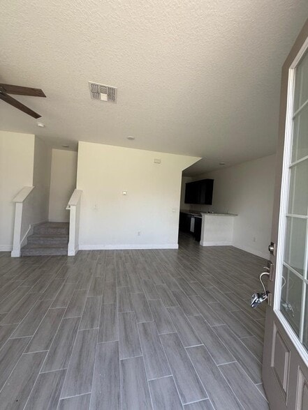 Building Photo - 188 Holly Village Dr