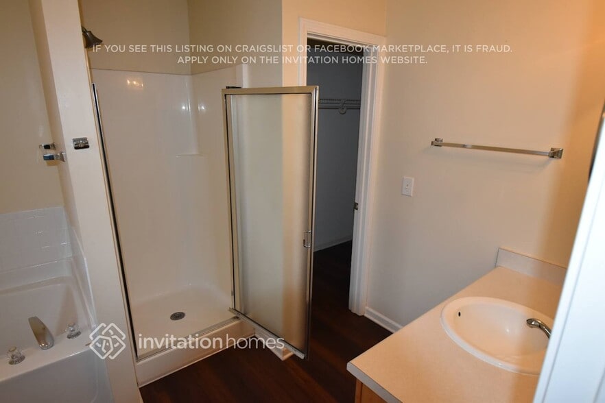 Building Photo - 3060 Reynolds Run