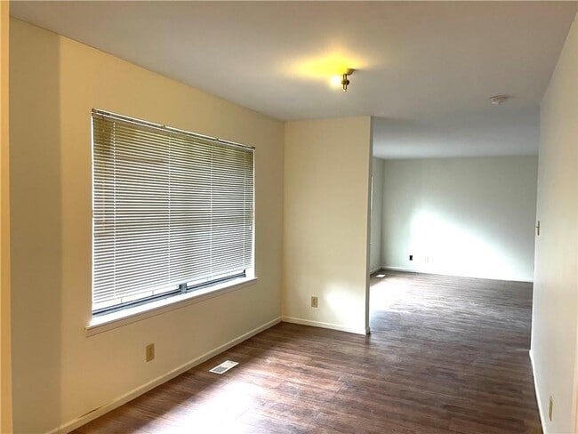 Building Photo - 4124 Elizabeth Ct