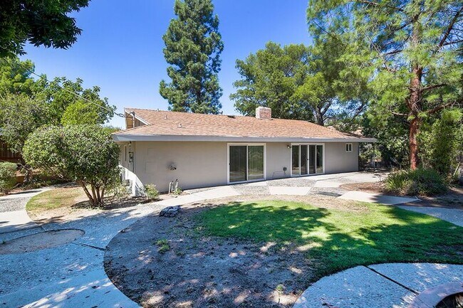 Building Photo - 279 Starlight Crest Dr