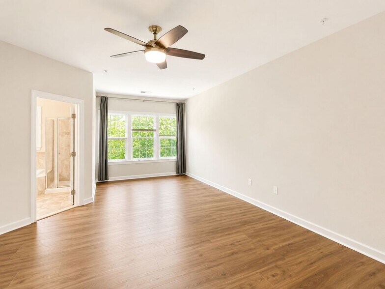 Building Photo - 9706 Braidwood Ter