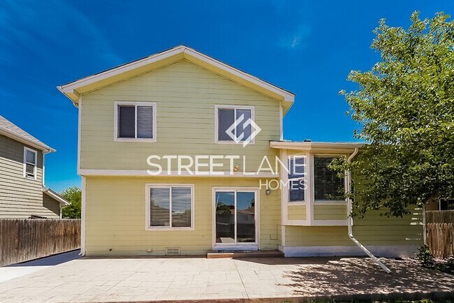 Building Photo - REDUCED!