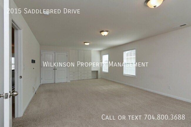 Building Photo - 2015 Saddlebred Dr