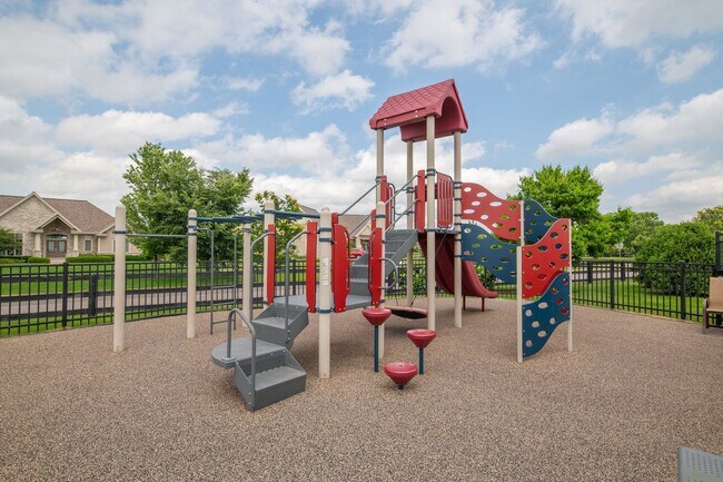 Building Photo - 1626 Twisted Oak Ct