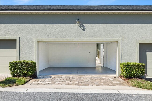 Building Photo - 8019 Glenlloyd Ave