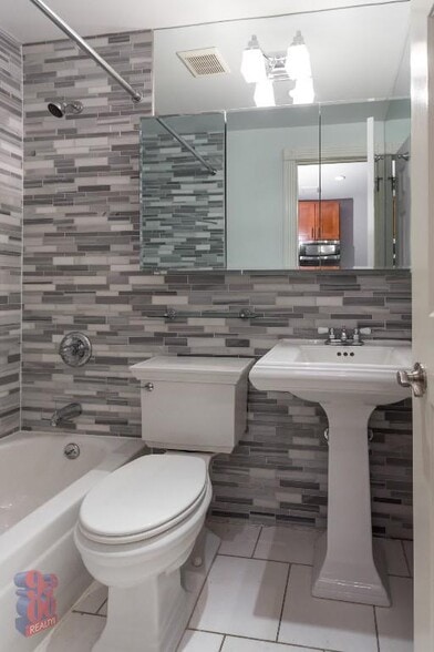 Building Photo - 230 E 32nd St