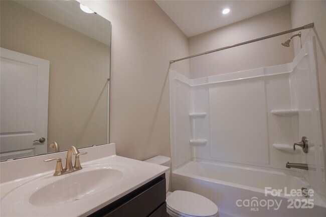 Building Photo - 20220 Shaffer Bach Ln