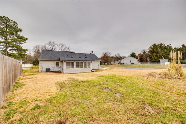 Building Photo - "Fully Furnished Charming 3-Bedroom Home in Pineville!"