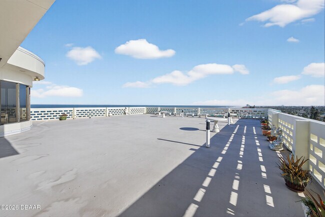 Building Photo - 915 Ocean Shore Blvd